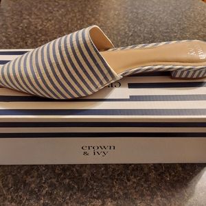 Crown and Ivy flats